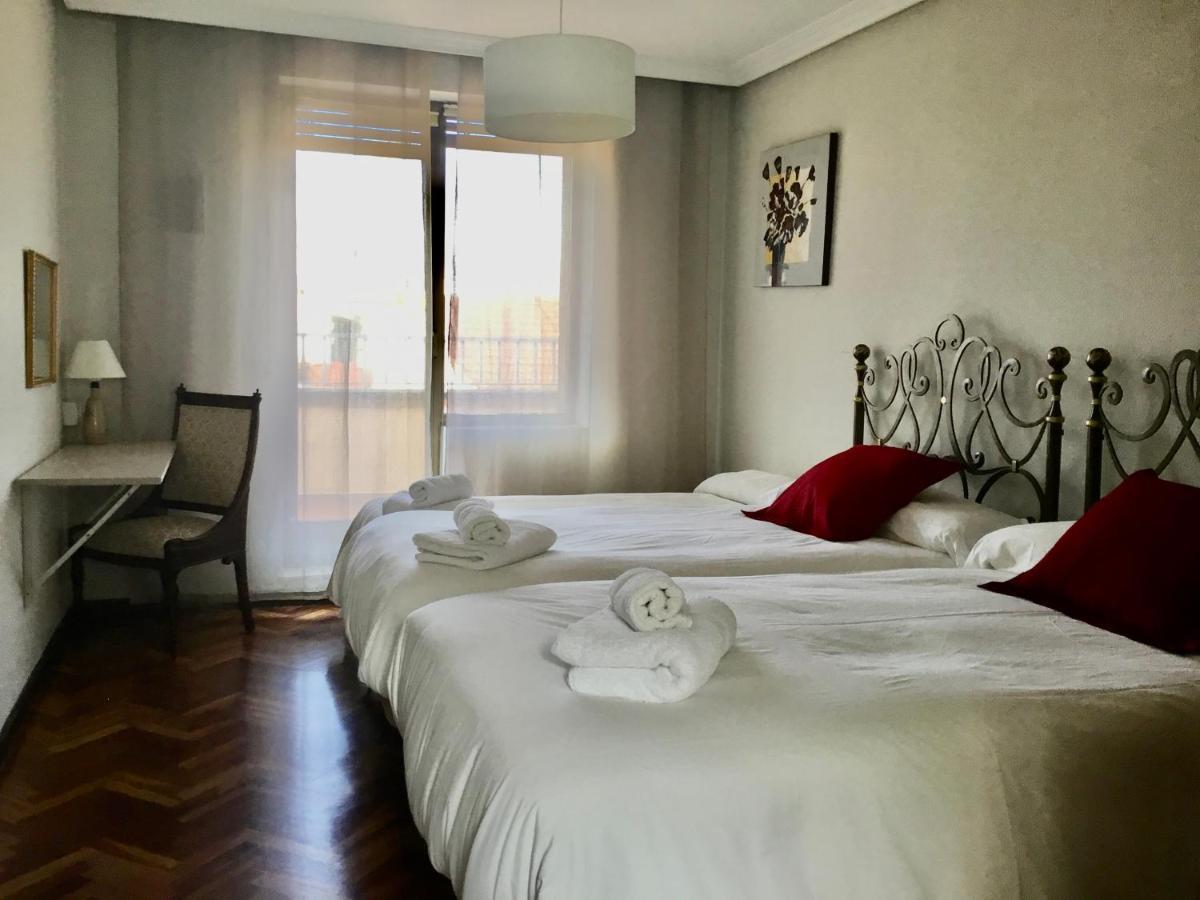 Apartamentos Azafranal-Parking Gratis- Salamanca Esterno foto