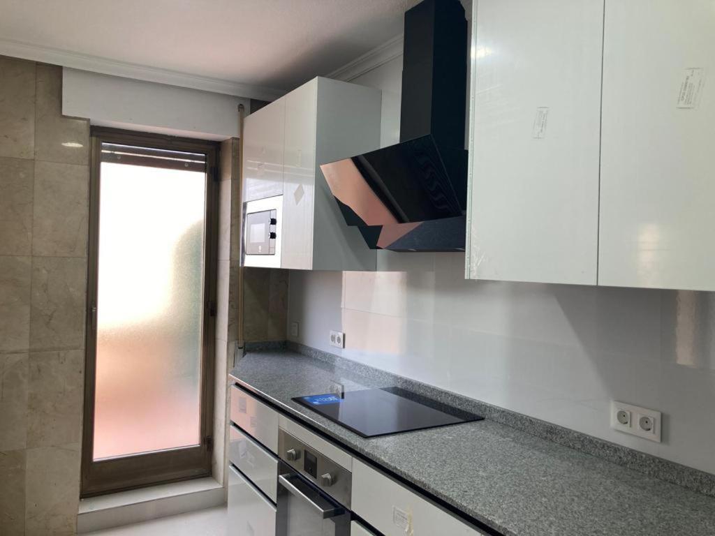 Apartamentos Azafranal-Parking Gratis- Salamanca Esterno foto