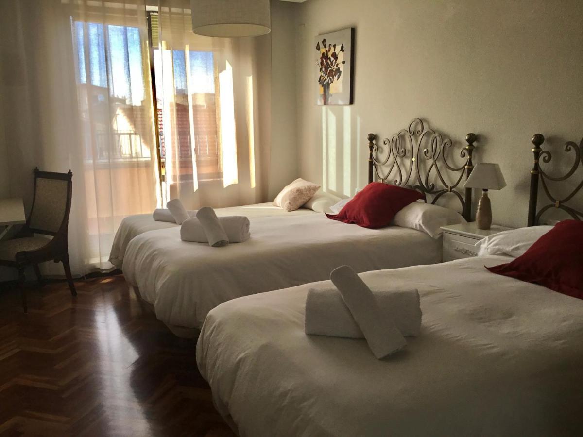 Apartamentos Azafranal-Parking Gratis- Salamanca Esterno foto
