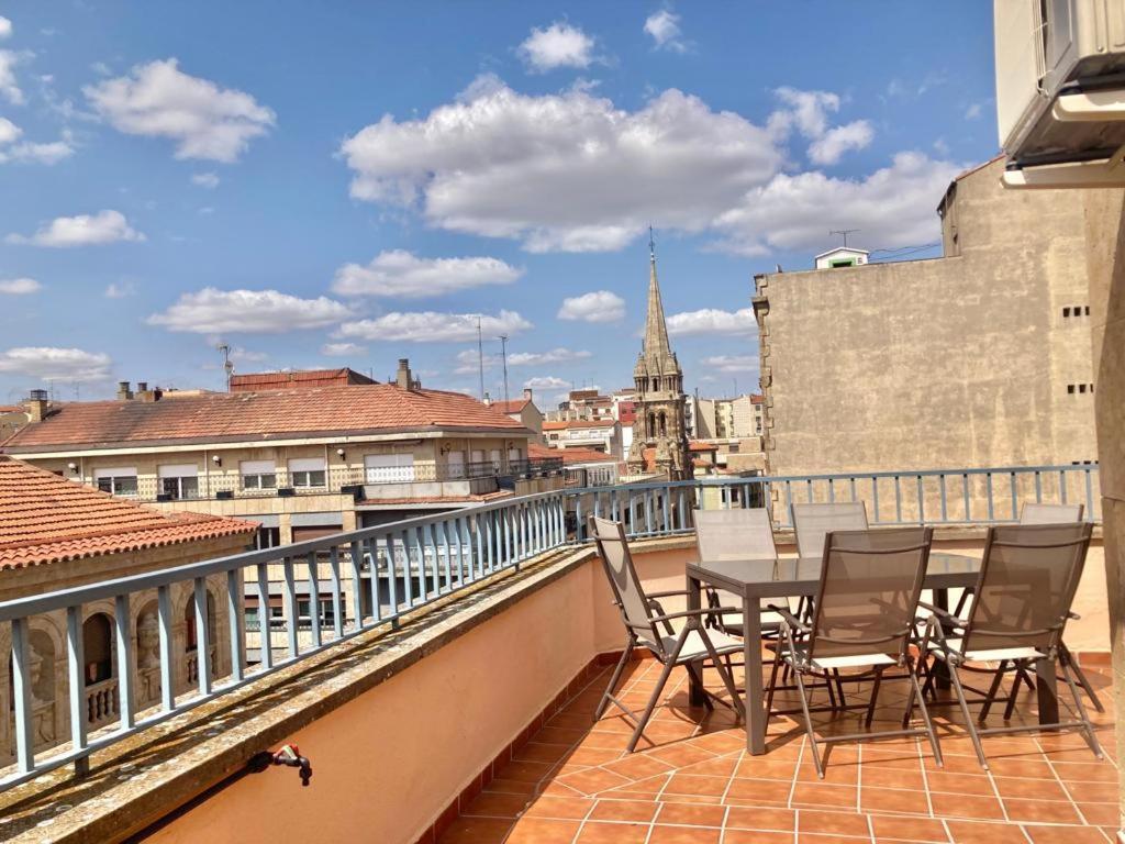 Apartamentos Azafranal-Parking Gratis- Salamanca Esterno foto